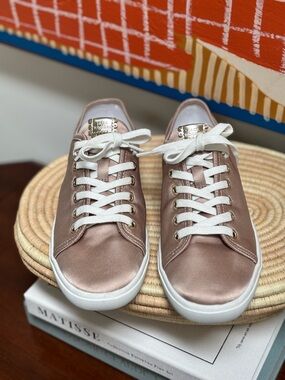 Jack Rogers Rose Gold Satin Sneakers Womens 9 Lace Up Low Top Shoes